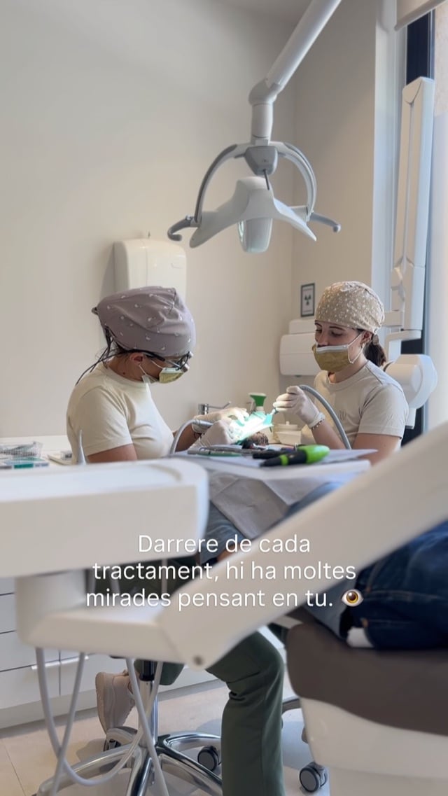 Hi ha moments en què només veieu una odontòloga al